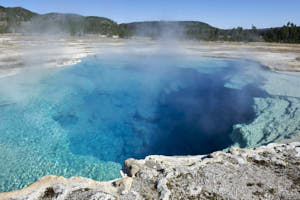 USA Yellowstone<br>NIKON D4, 27 mm, 180 ISO,  1/320 sec,  f : 10 